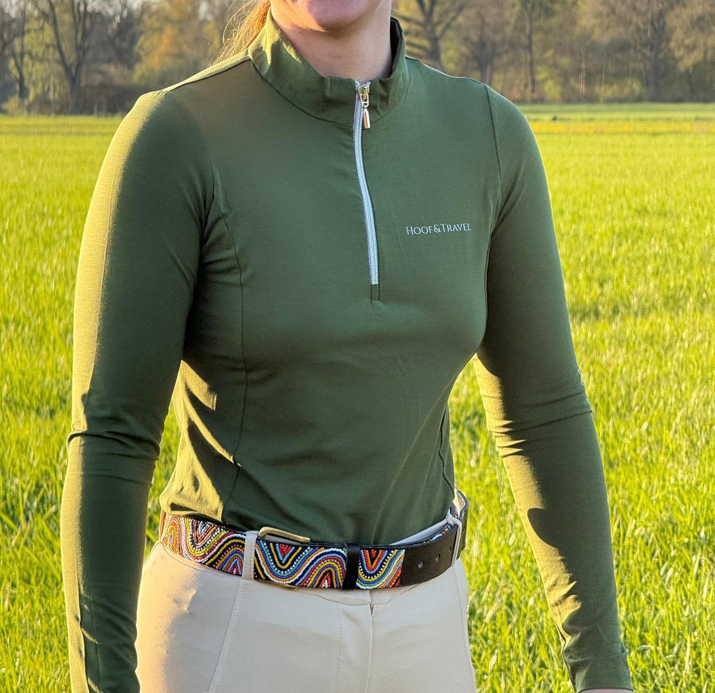 Glücksfunktionsshirt für Marmeladenglasmomente in Safari Green | Hoof & Travel