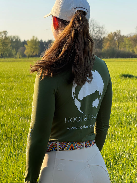 Glücksfunktionsshirt für Marmeladenglasmomente in Safari Green | Hoof & Travel