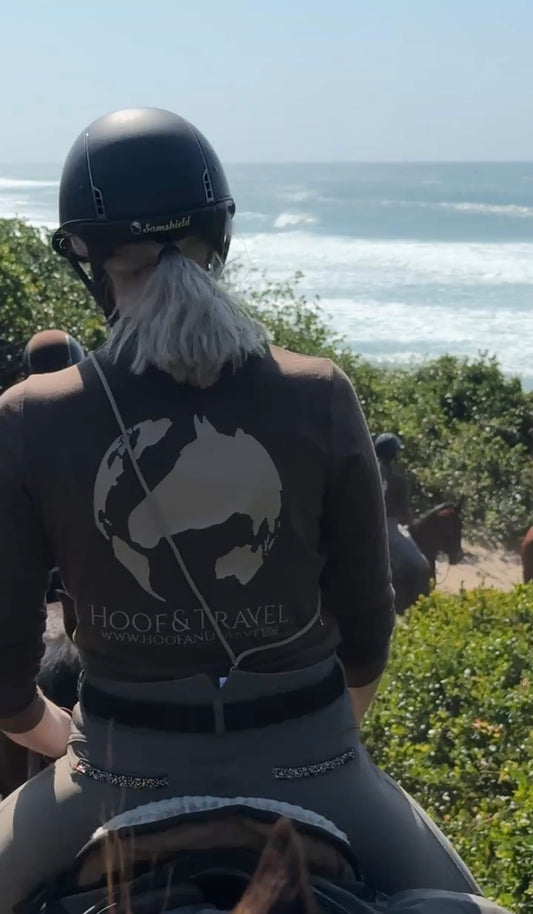 Glücksfunktionsshirt für Marmeladenglasmomente in Trüffel | Hoof & Travel x Ponyschwester