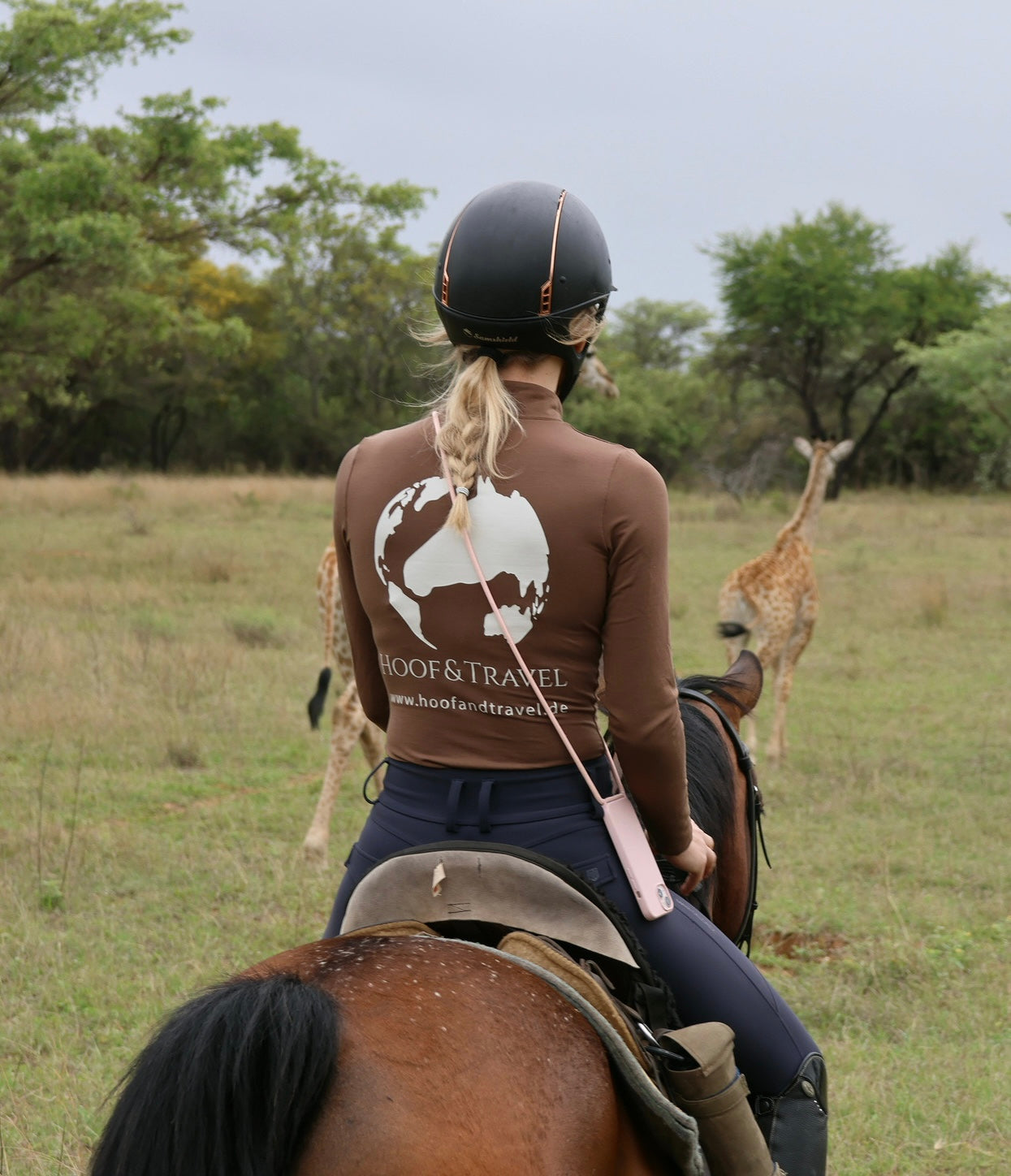 Glücksfunktionsshirt für Marmeladenglasmomente in Safari Brown | Hoof & Travel
